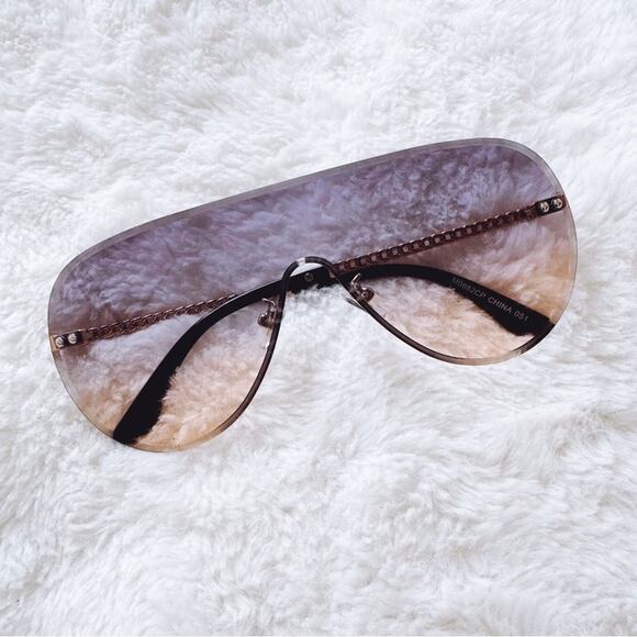 Jasmine Clear Purple Sleek Single-Lens Sunglasses - Picture 5 of 13